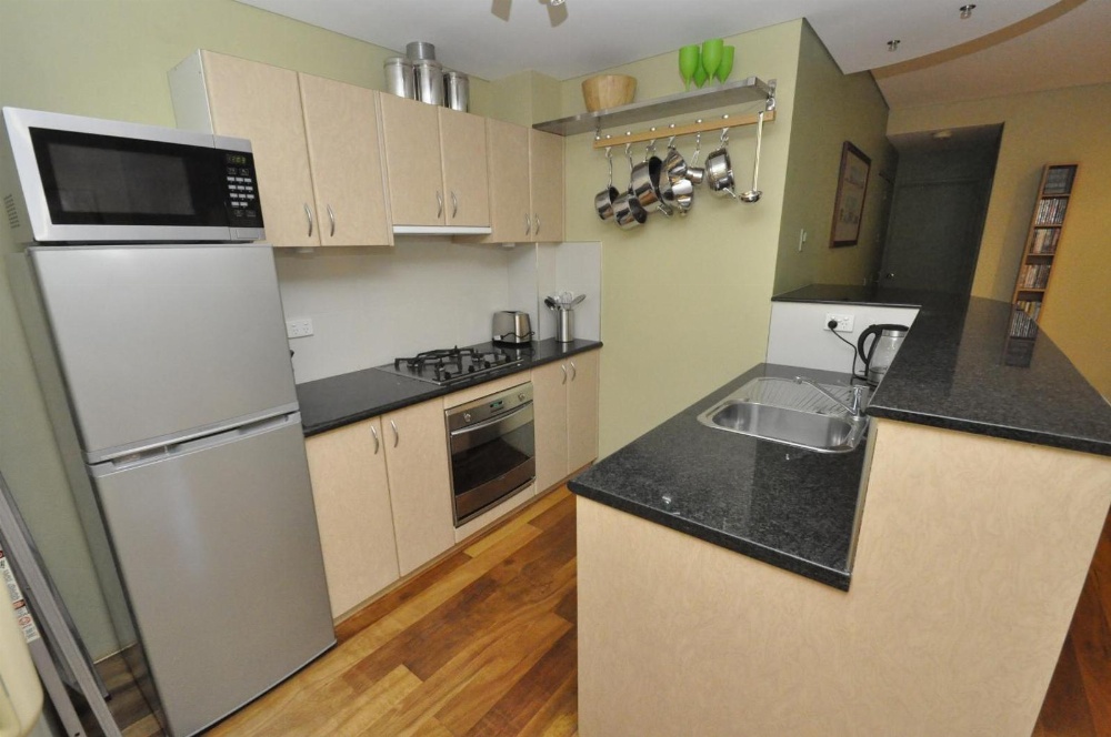 Glebe Self-Contained Modern One-Bedroom Apartment (47ROS) Main image